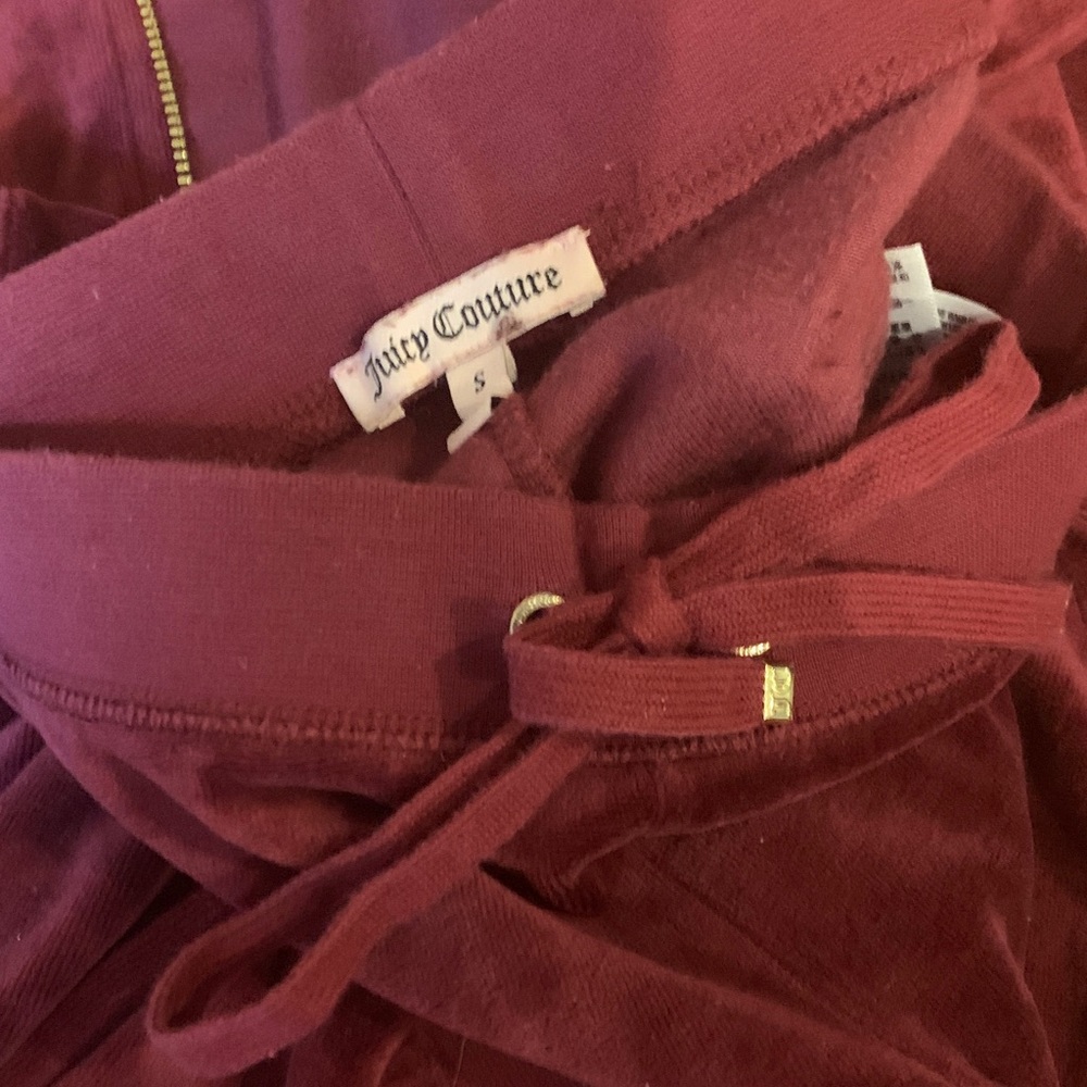 Juicy Couture Maroon Velour set - Picture 4 of 6